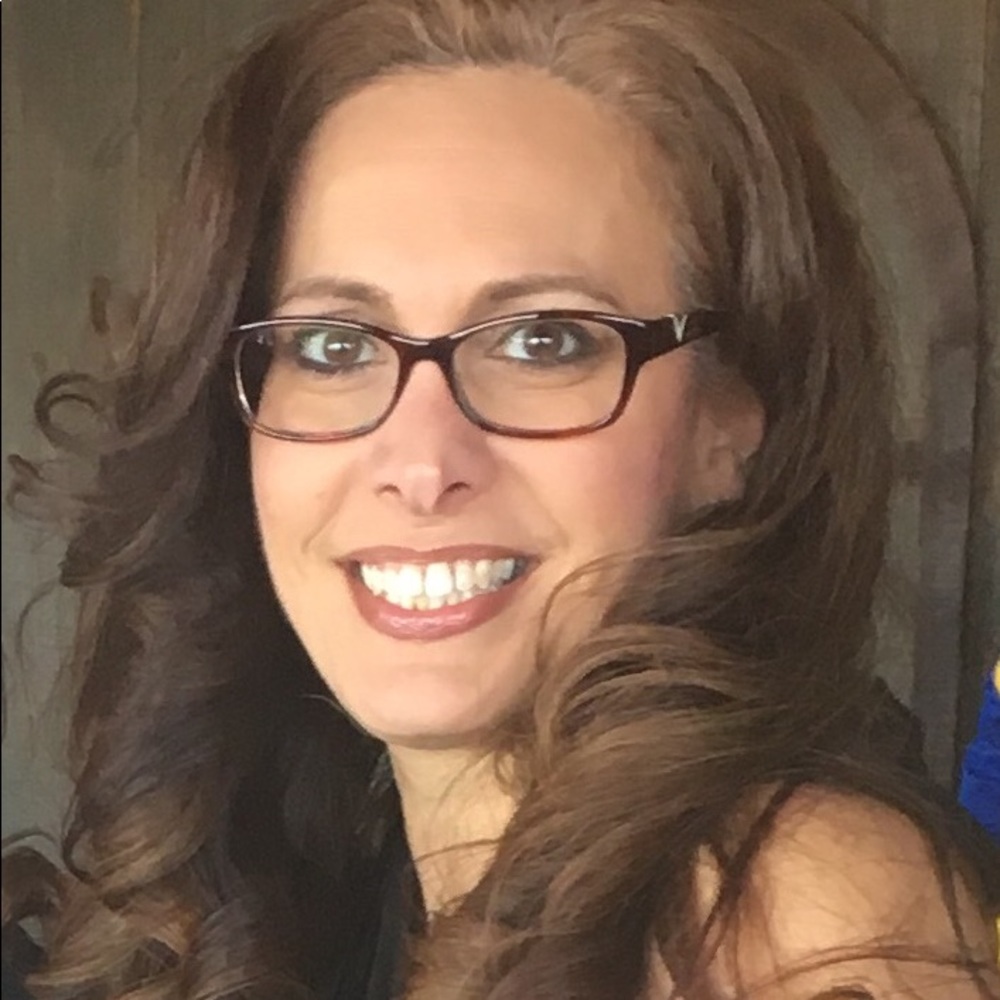 Meet your Posher, Debra